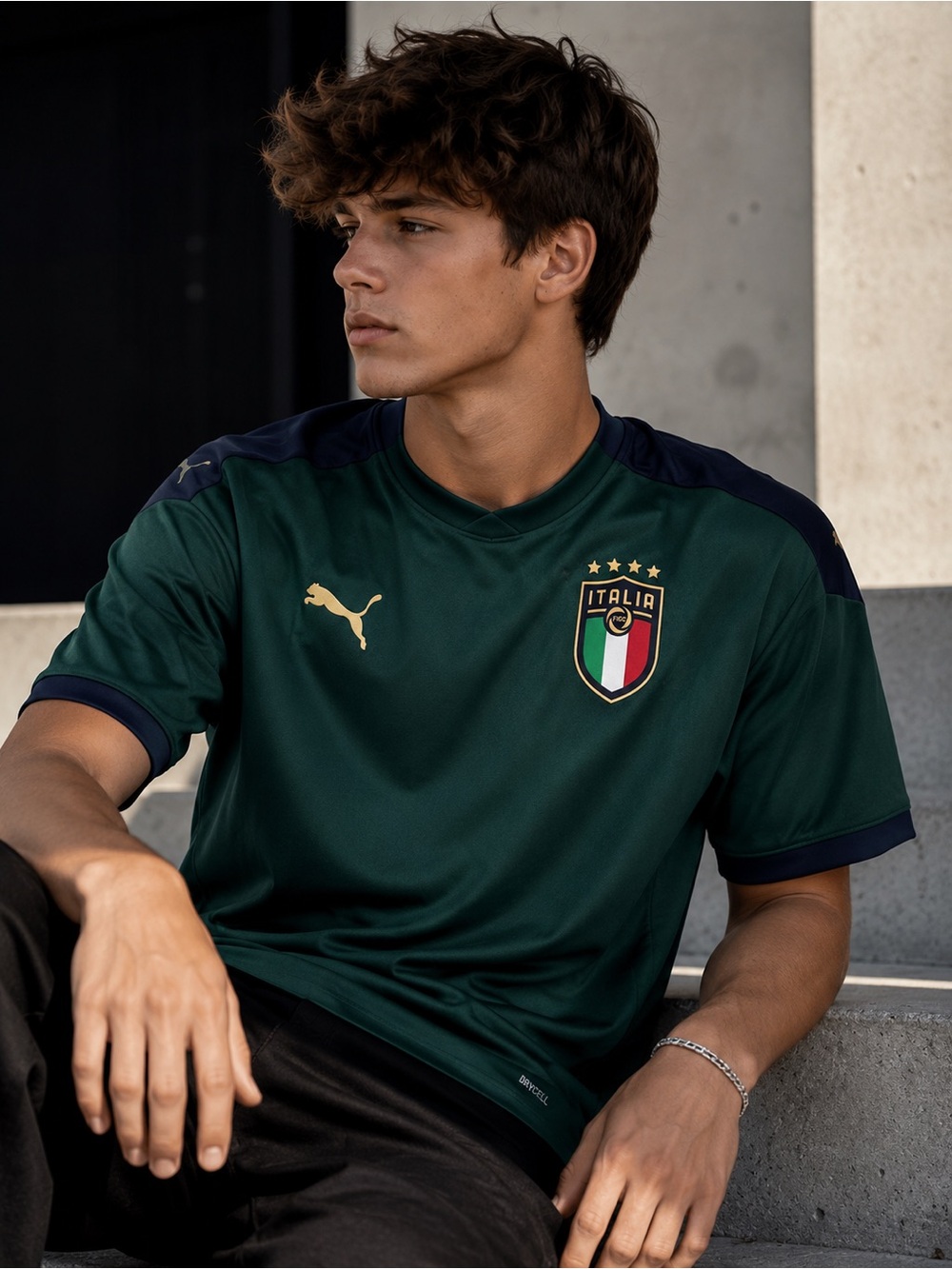 Puma Italia 2019/20 Green Renaissance Third Soccer Jersey Size M.